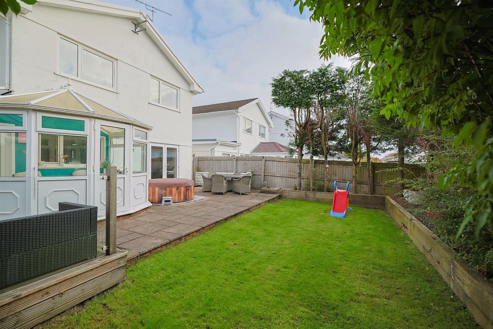 St. Andrews Close, Mayals, Swansea, SA3 5DX